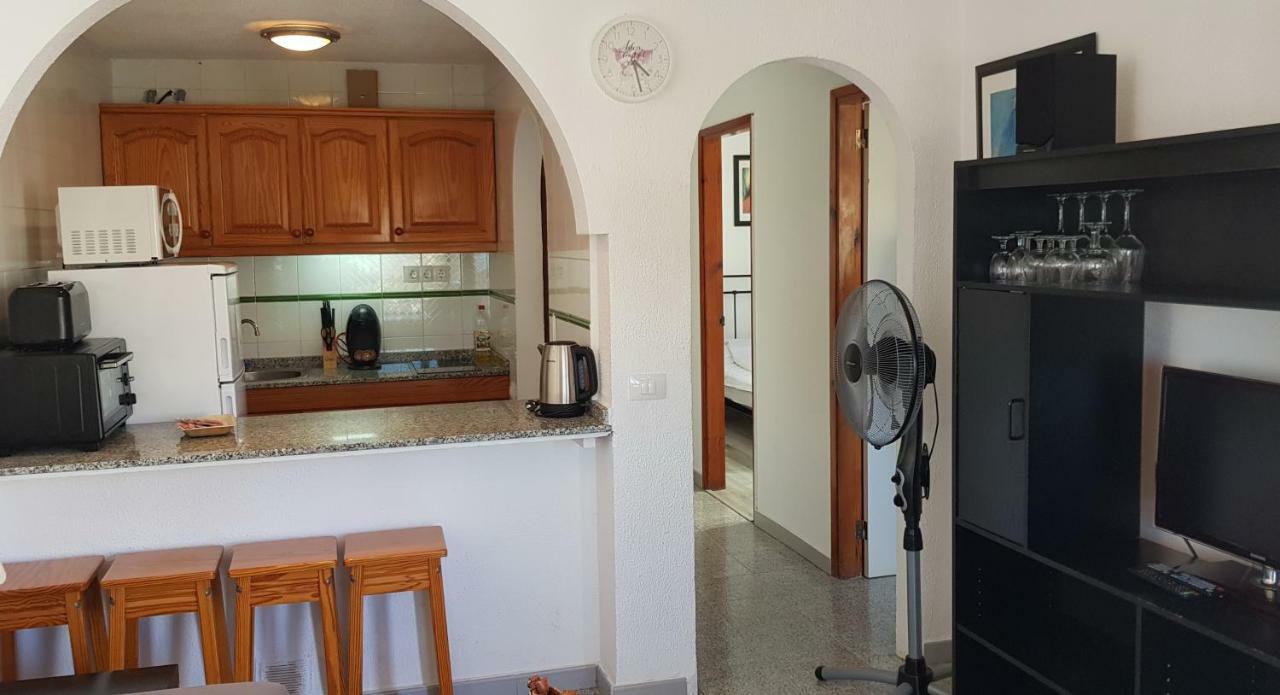 Two Bedroom Apartment 2 Min From Beach Mogán Екстериор снимка